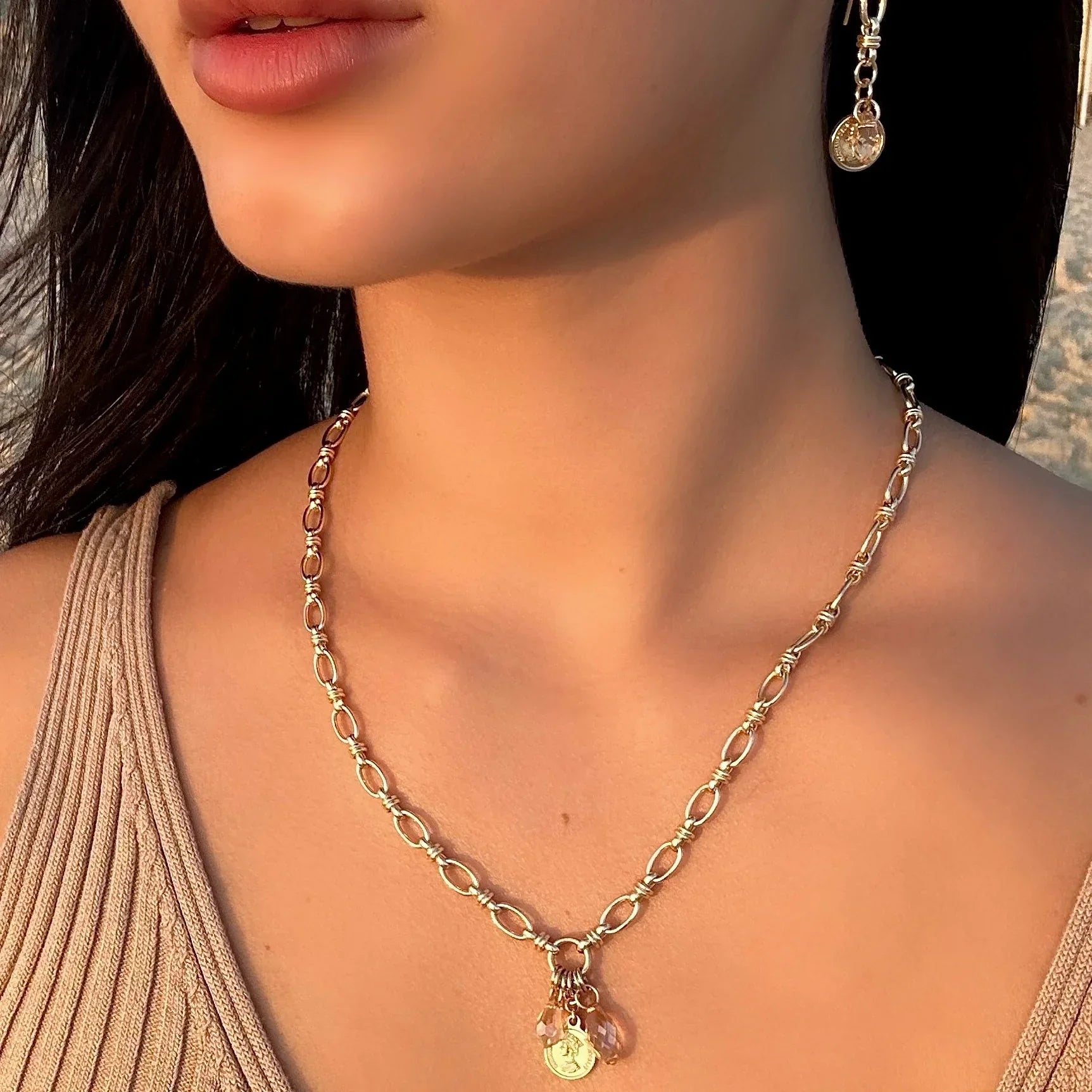 שרשרת מטבע זהב עתיקה